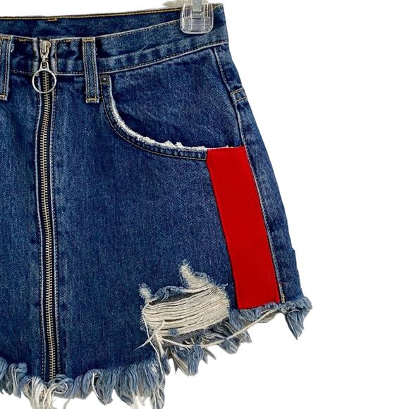 CARMAR Los Angeles Sz 26 Waist Small Denim Striped Beatrice Zip Front Mini Skirt - Picture 8 of 16